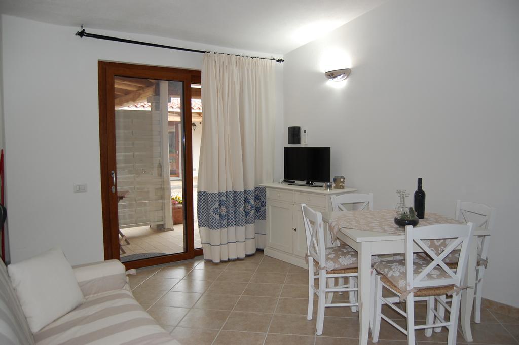 Case Vacanze Nioleo - Apartments And Pool Siniscola Exterior foto