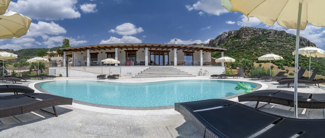 Case Vacanze Nioleo - Apartments And Pool Siniscola Exterior foto